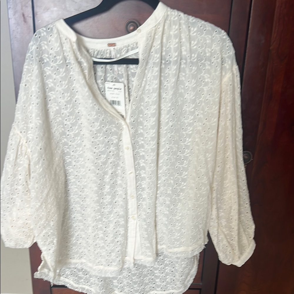 White Boxy V-neck Blouse with Puff Sleeves
